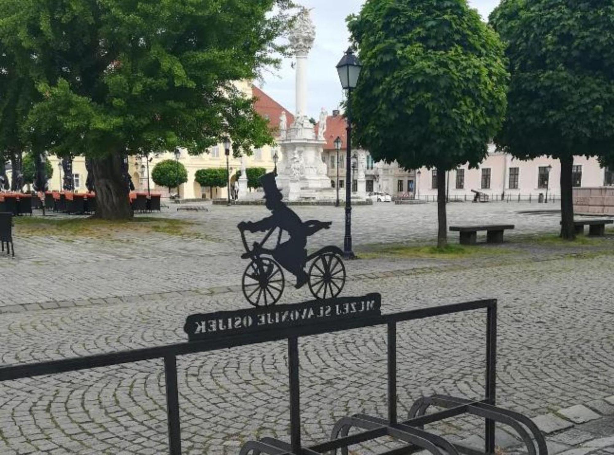 Apartman Olymp Osijek-Garaza Ngoại thất bức ảnh