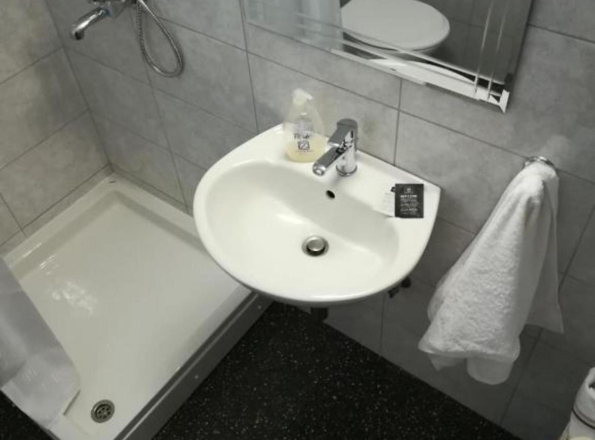 Apartman Olymp Osijek-Garaza Ngoại thất bức ảnh